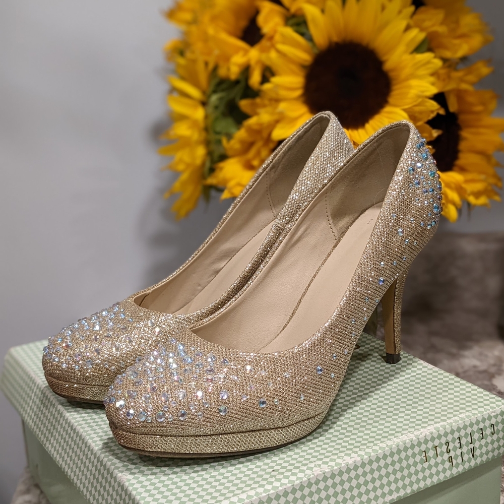 Celeste Gold Glitter Heels for Special Occasions
